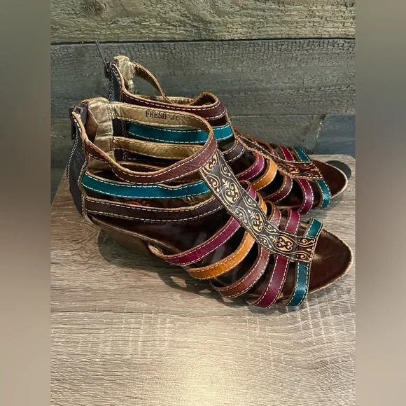 Spring Step Fresh Caged Strappy Heeled Leather Sandals - Picture 4 of 16